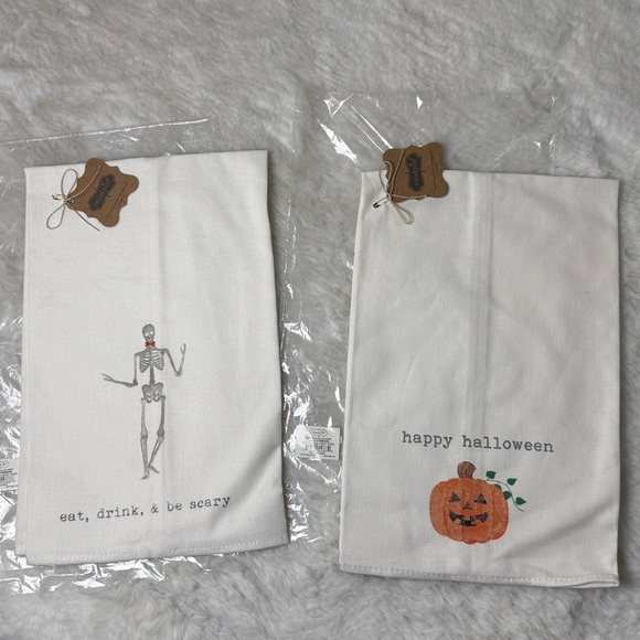 Mud Pie Halloween Set 2 Tea Hand Towels NEW
Neutral Decor Hostess Gift Home - Picture 5 of 10